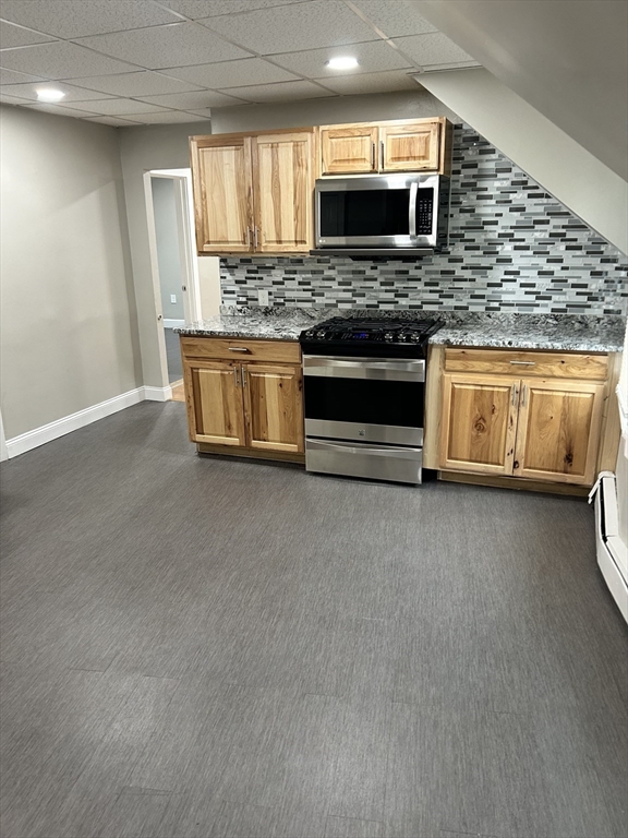 100 Foster St, Lawrence