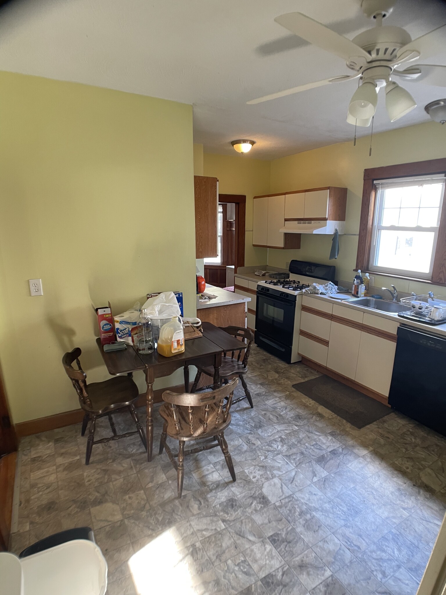 59 Quincy St, Medford