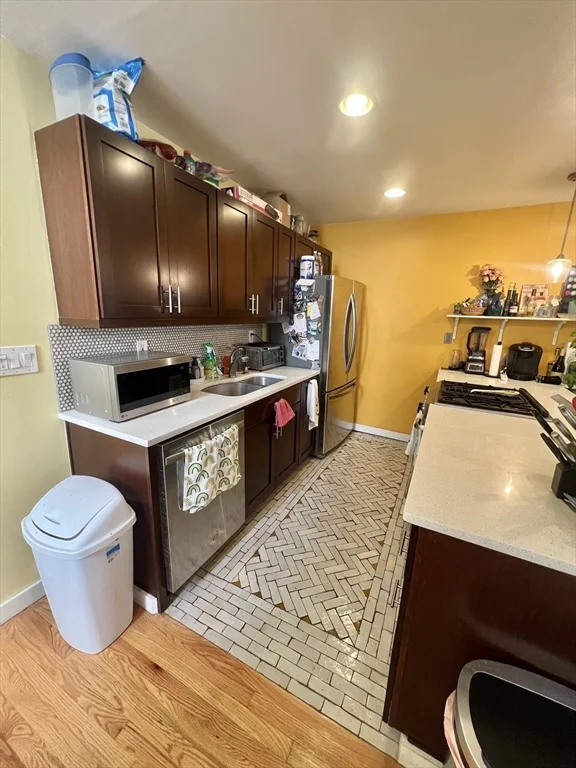 5 Fort Washington Pl, Cambridgeport