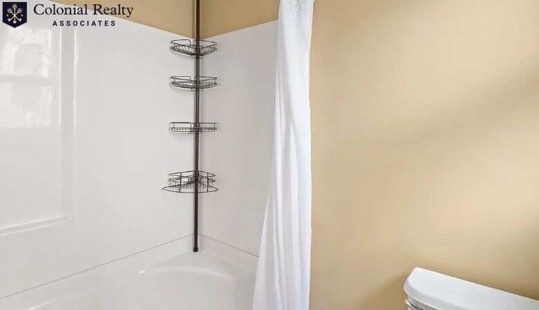 4 Haskell St, Allston