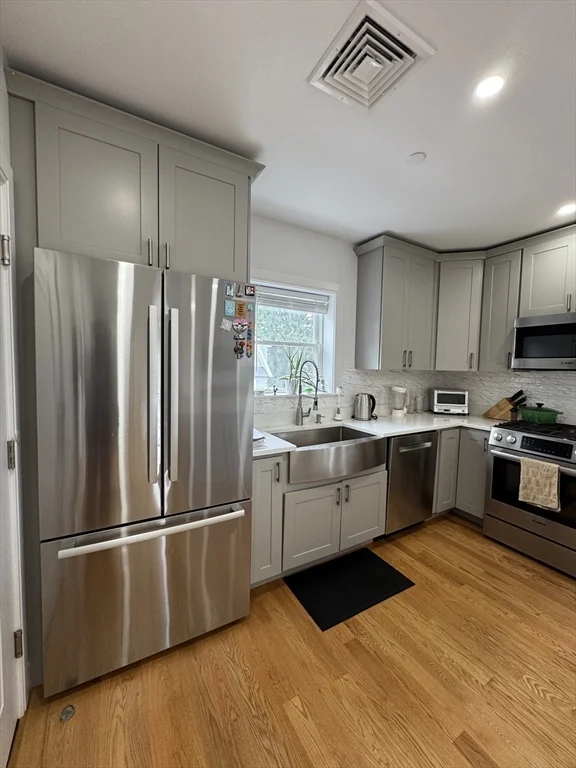 34 Park St, Newton Corner