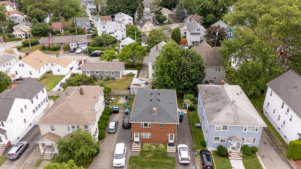 35 Hamilton Rd, Belmont