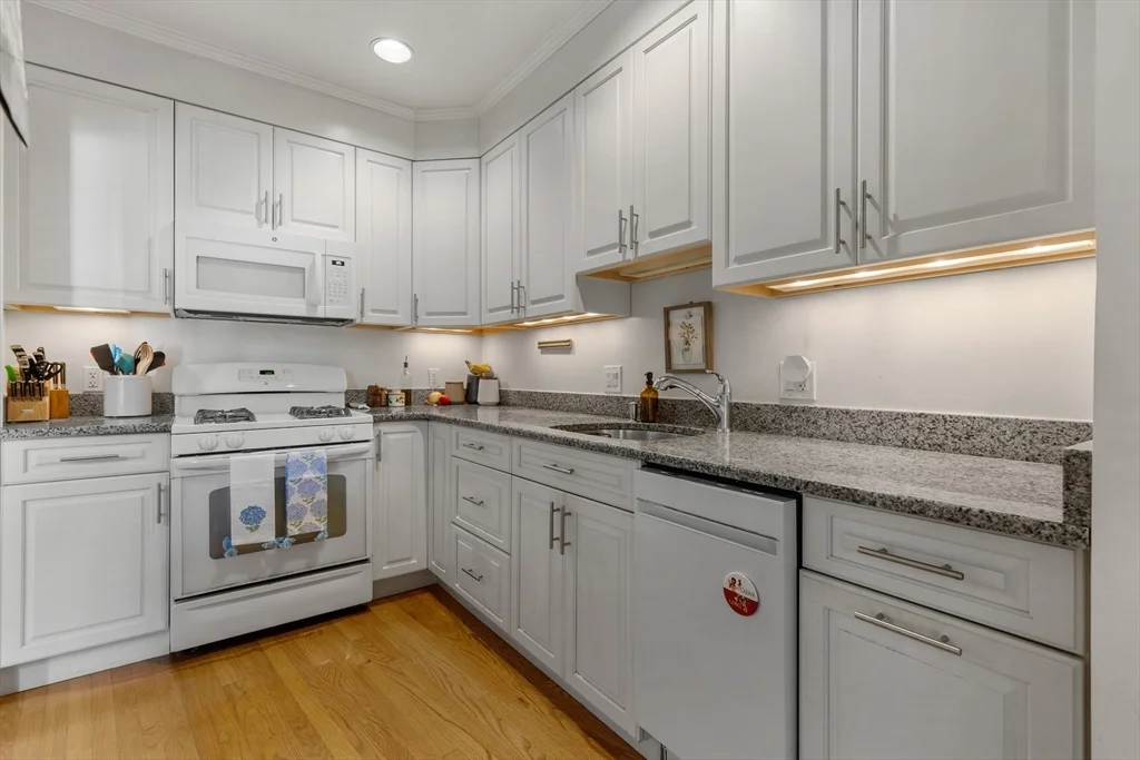 13 Harvard, Charlestown