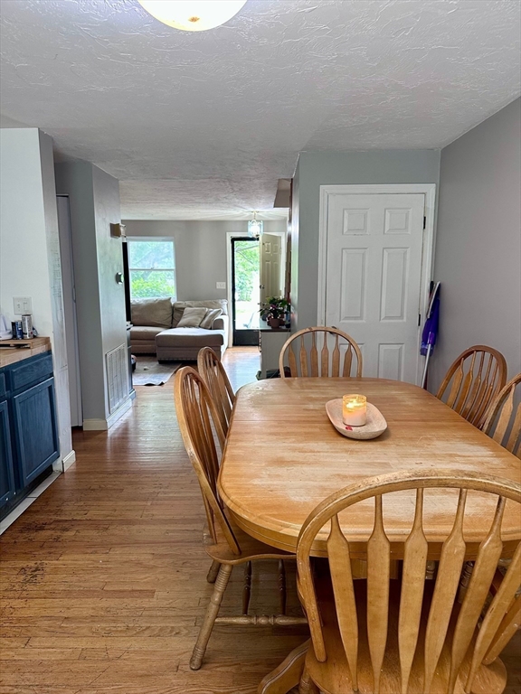 560 Bedford St, Abington