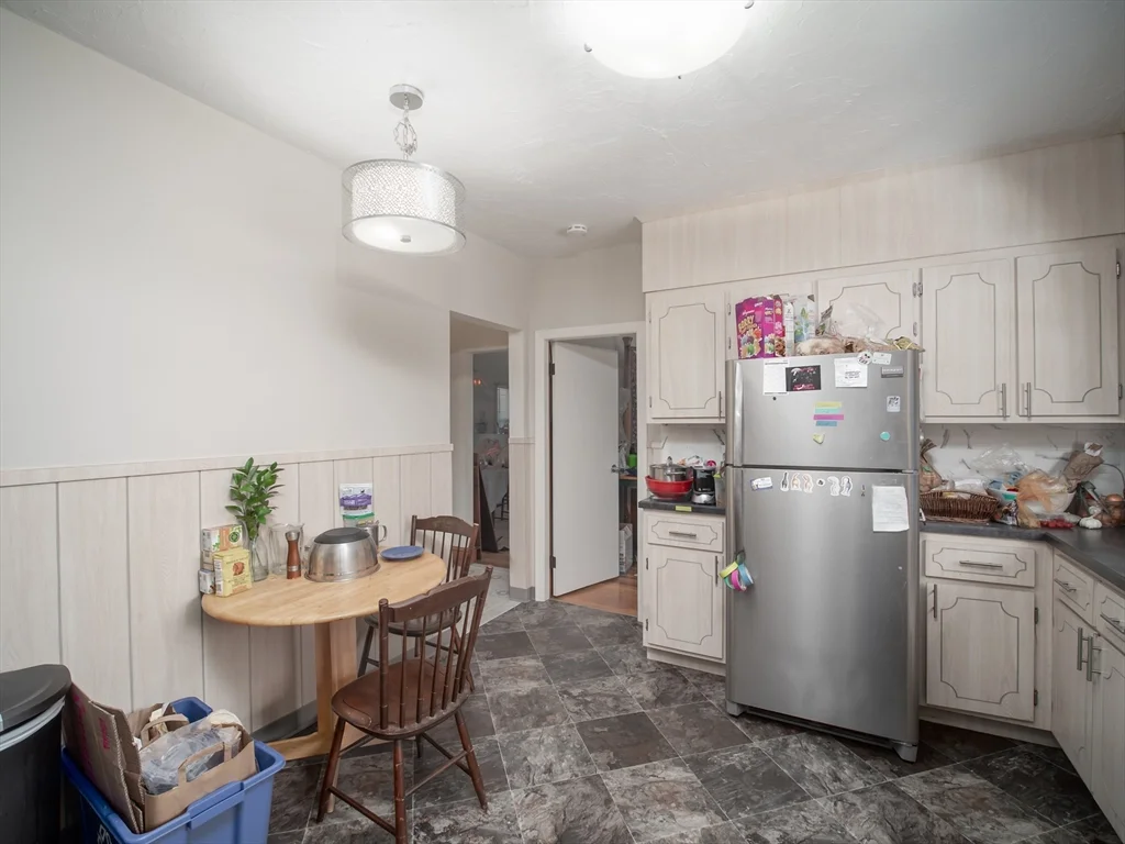 99 Second St, Medford