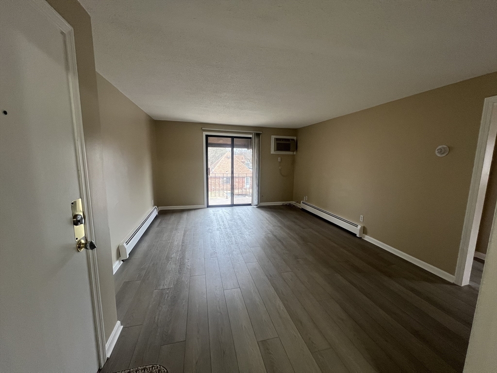 645 W Lowell Ave, Haverhill