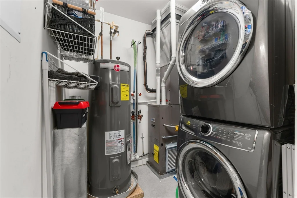 944 Dorchester Ave, Dorchester