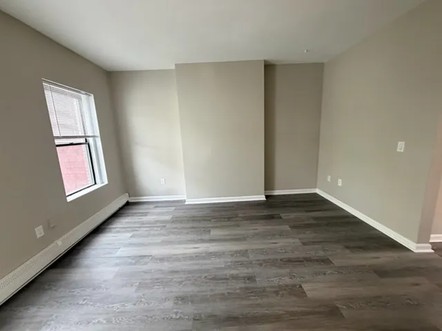 92 Blue Hill Ave, Roxbury