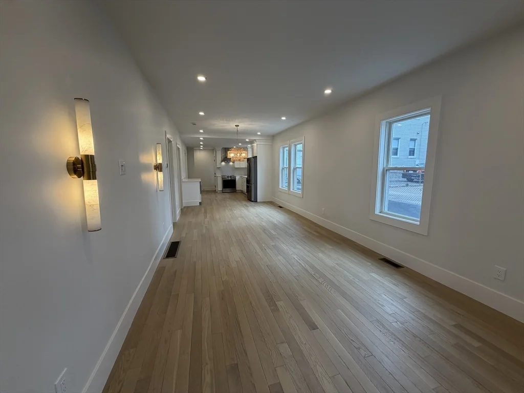 7 Bennett St, Medford