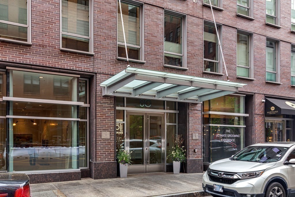 80 Broad, Waterfront