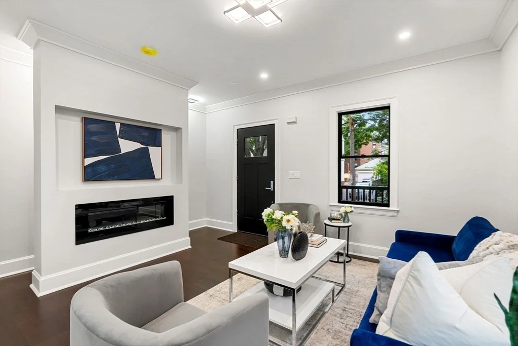 6 Pearl St, East Somerville