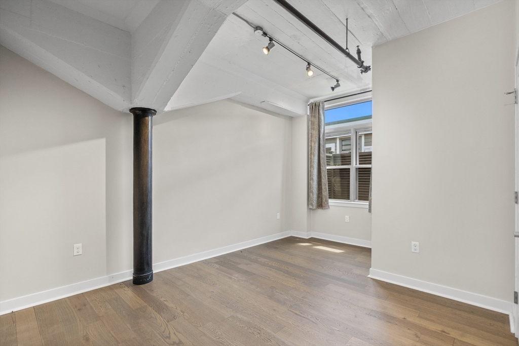 166 Ter, Mission Hill