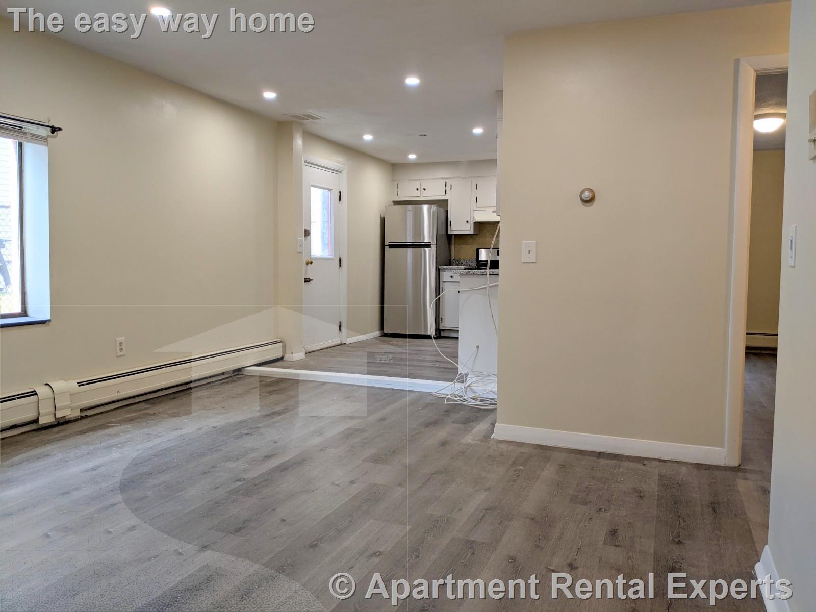 86 Newbury St, Teele Square