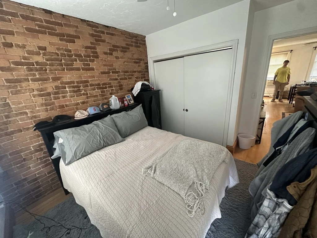 675 E 7th, South Boston