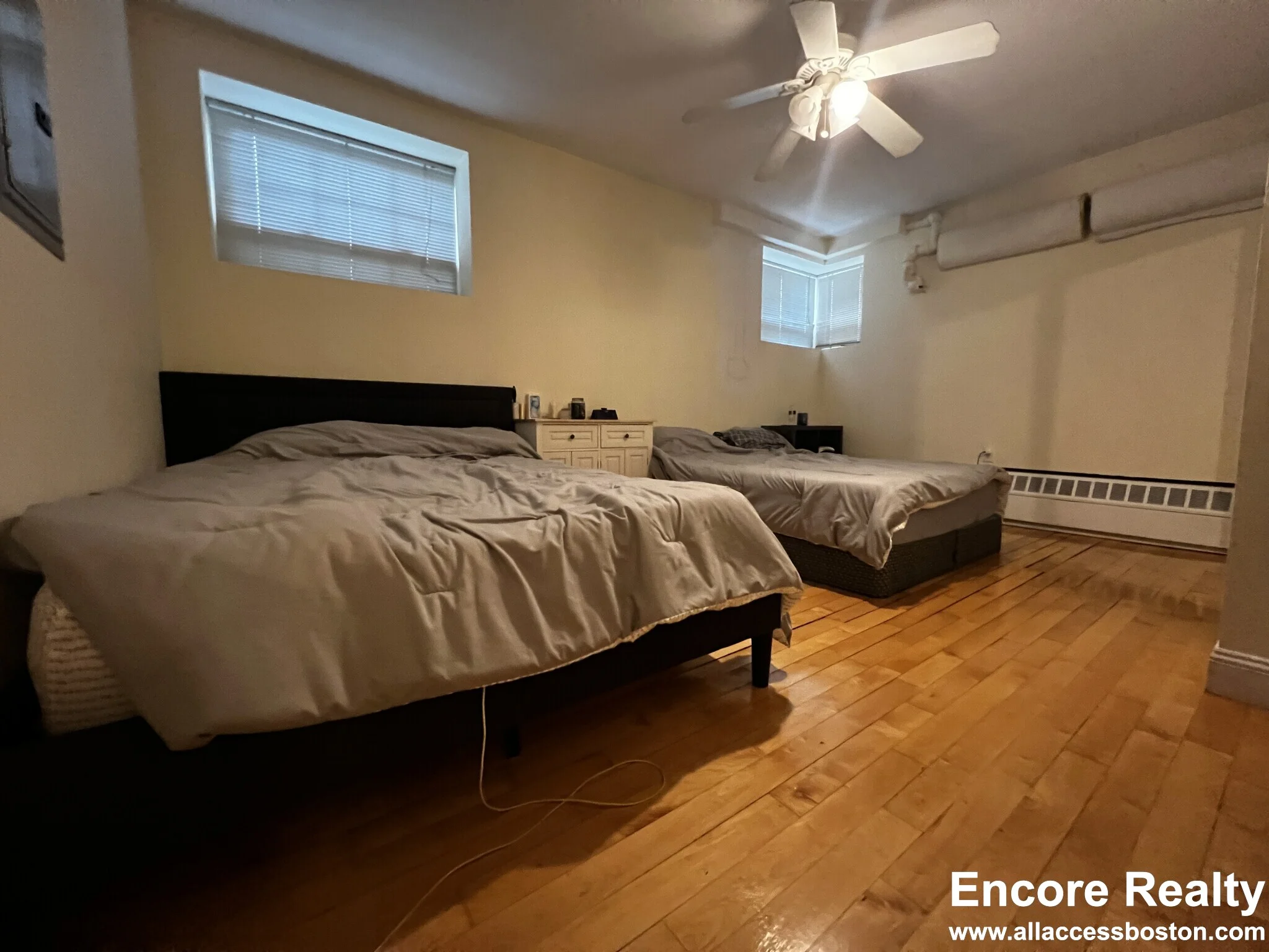 1555 Beacon St, Brookline