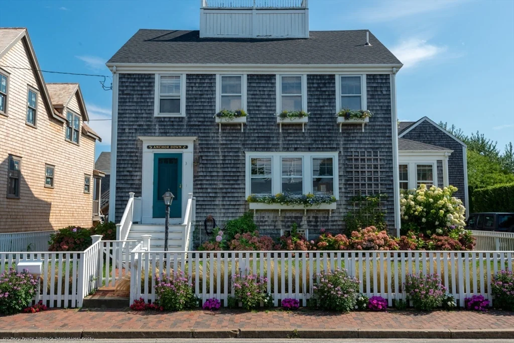 3 North Beach St, Brant Point