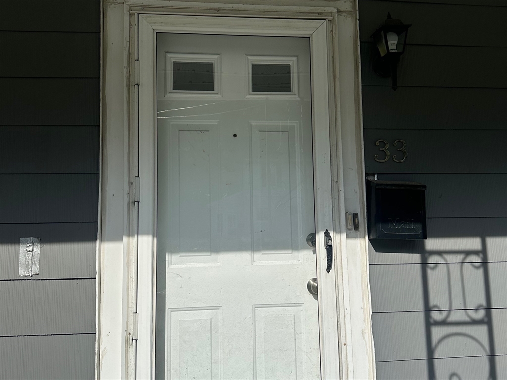 33 Garfield Ave, Woburn