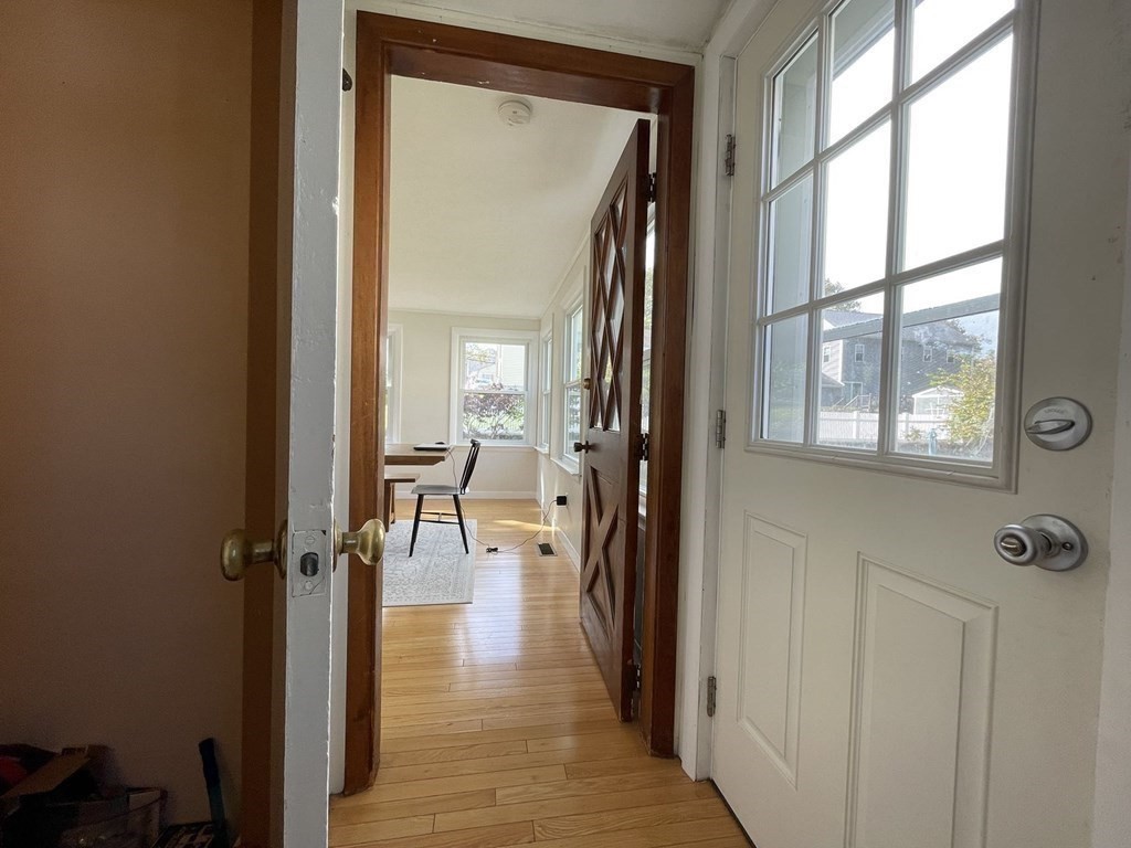 23 Clyde Ter, Arlington