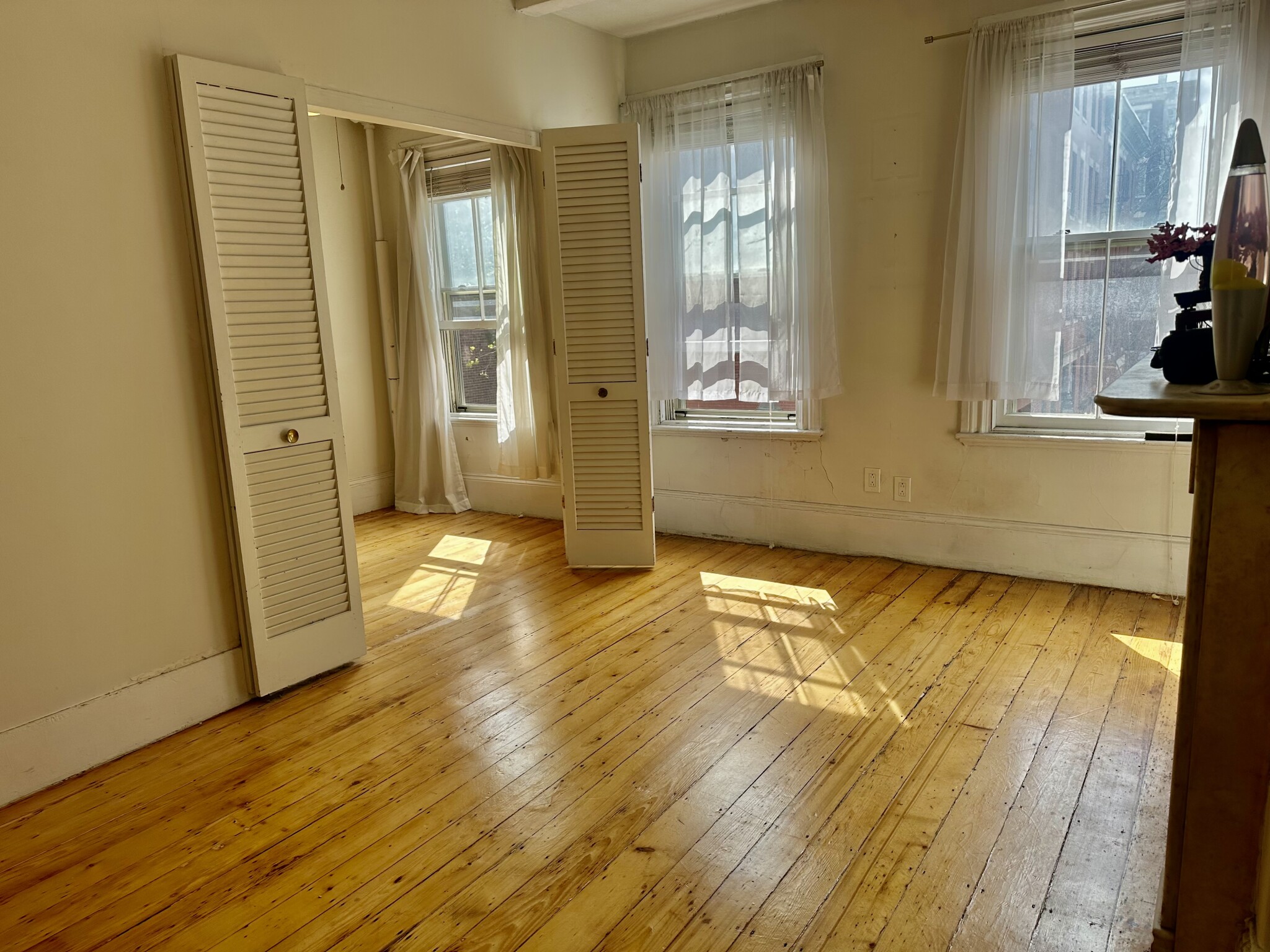 32 Irving, Beacon Hill