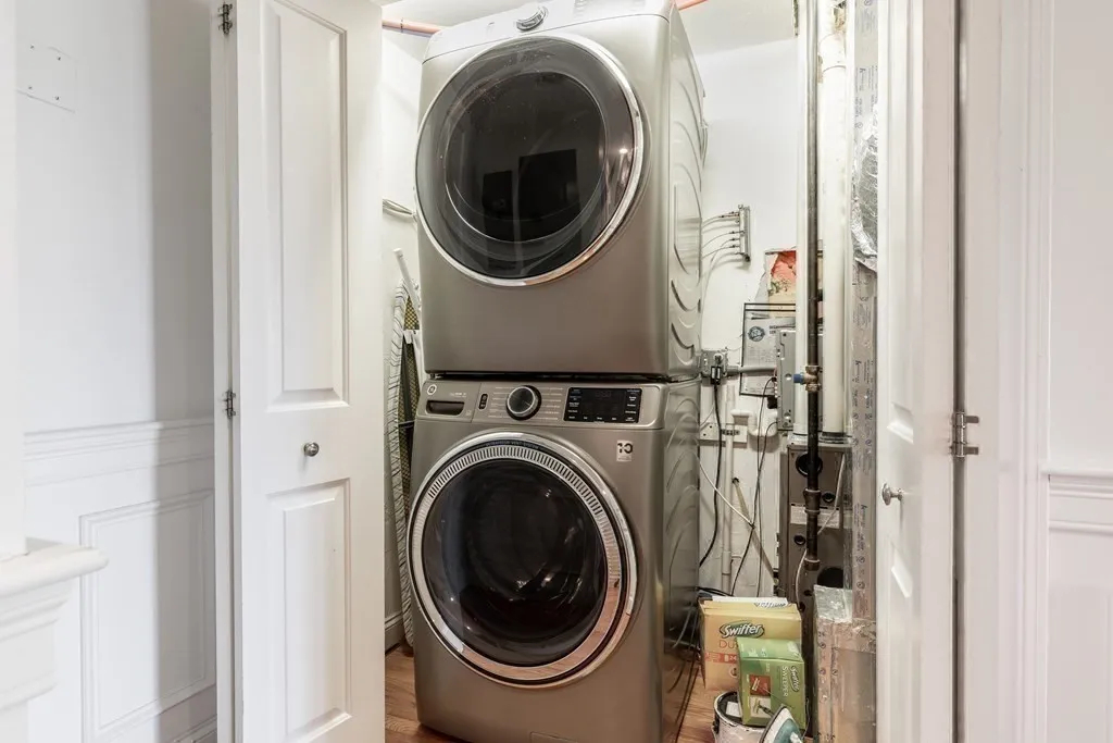 32 Emerson St, South Boston