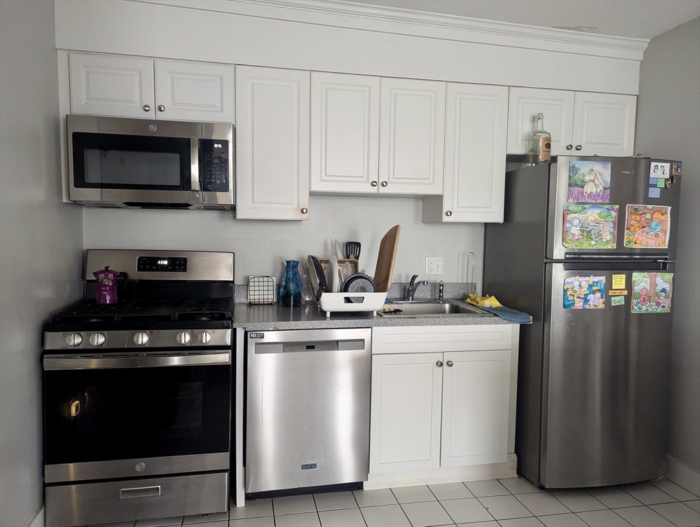 20 Roberts St, Brookline