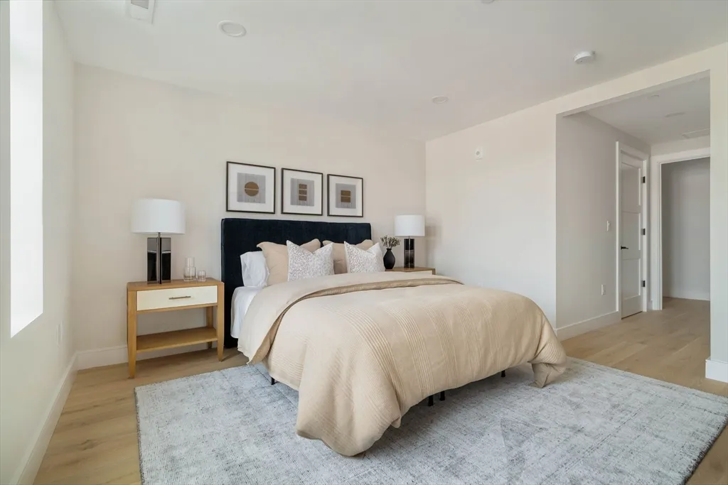 20 Kinmonth Rd, Newton