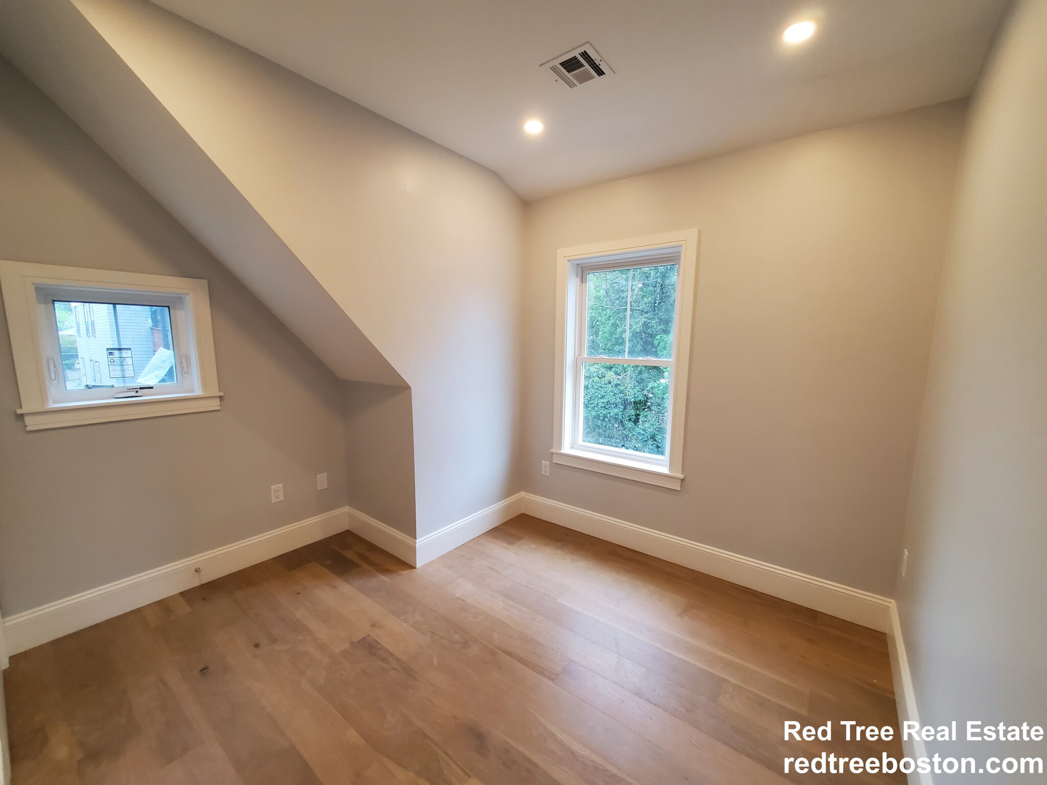 51 Fairbanks St, Brighton