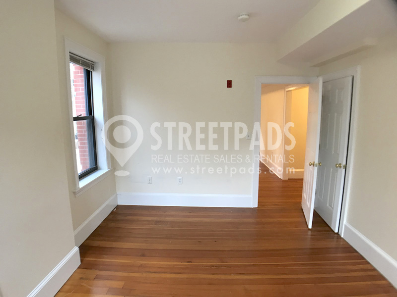 881 Massachusetts Ave, Central Square