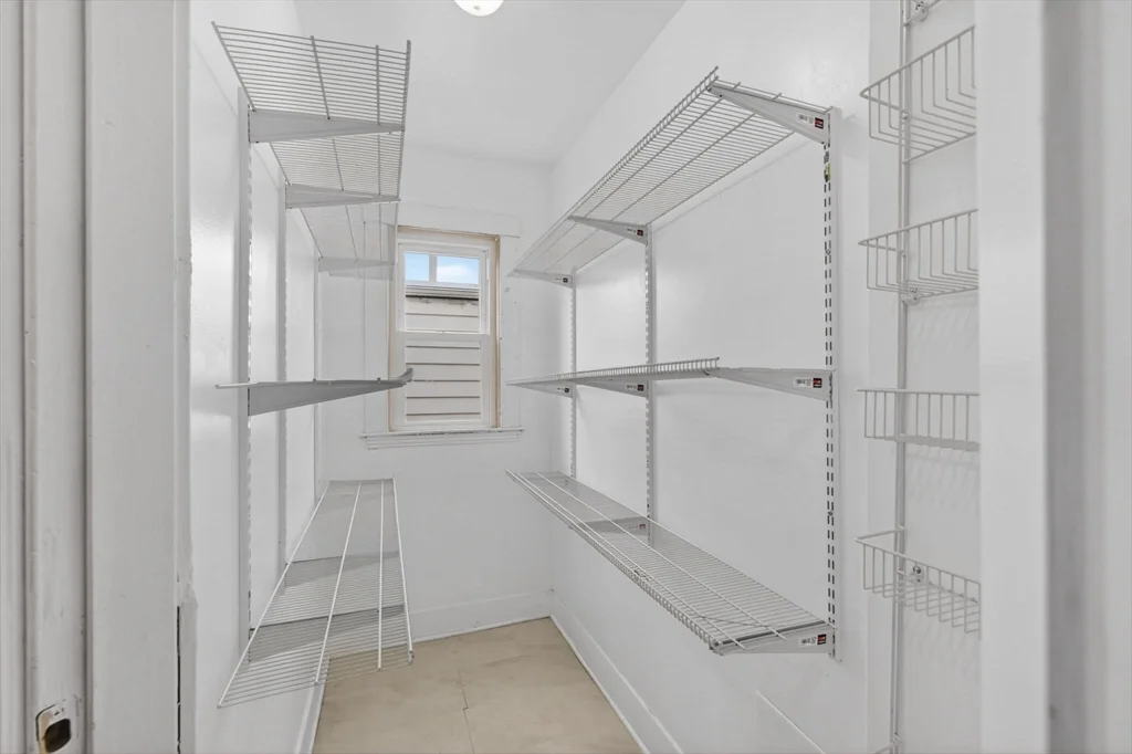 64 Topliff, Dorchester