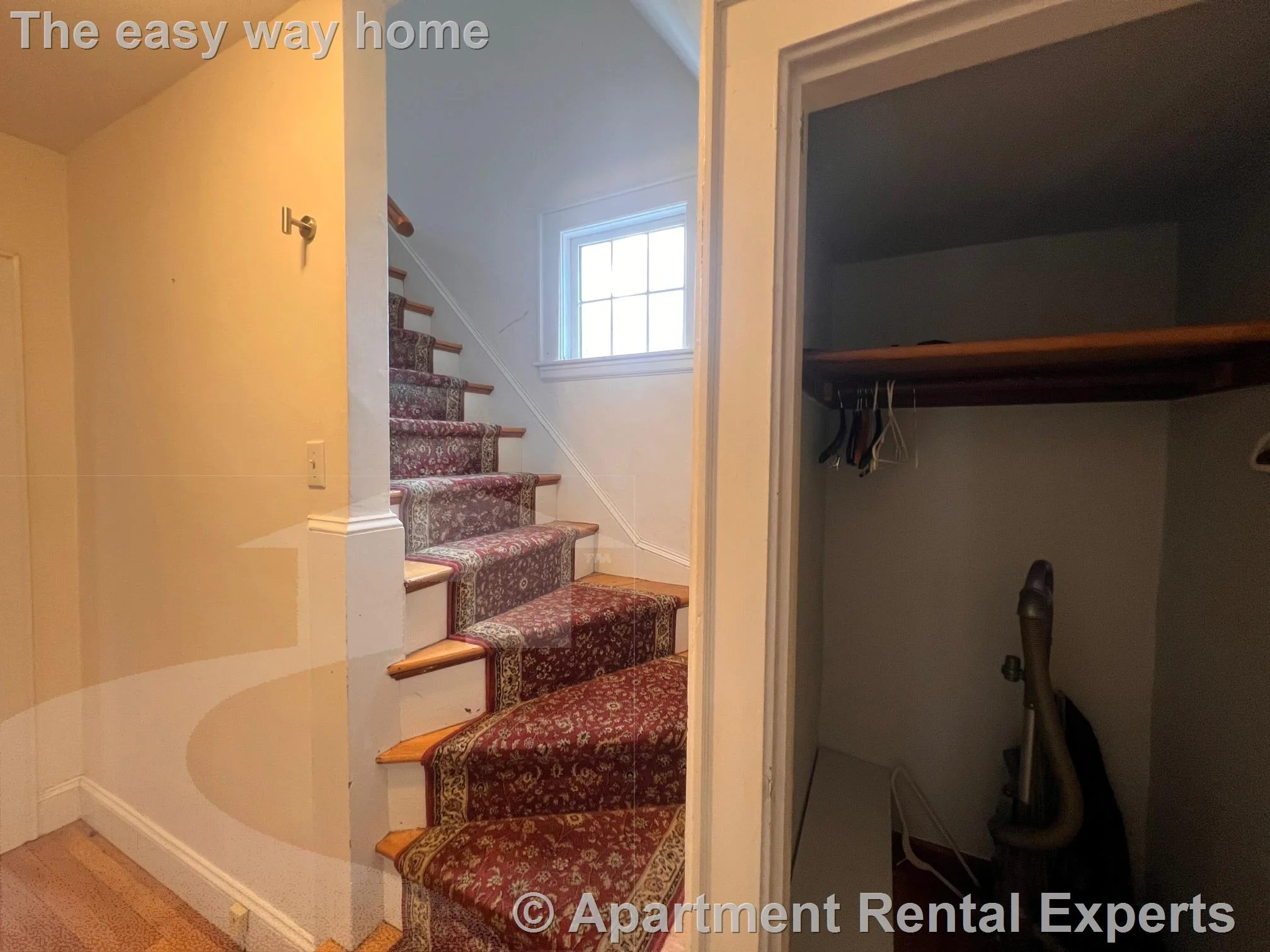 137 Sunset Rd, Arlington Heights