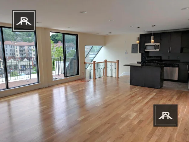 1616 Beacon St, Corey Hill