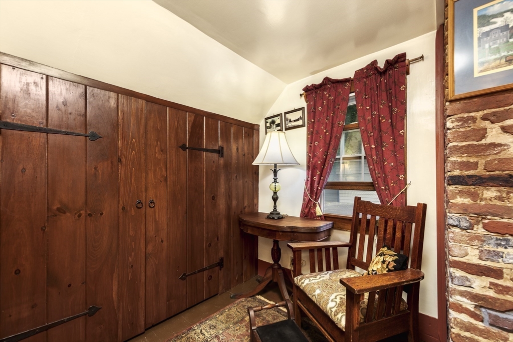 50 Rowland St, Marblehead