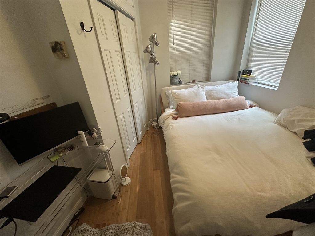 35 N Margin St, North End