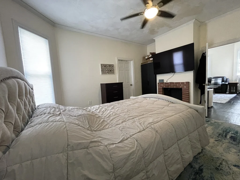 11 Bowdoin Ave, Dorchester