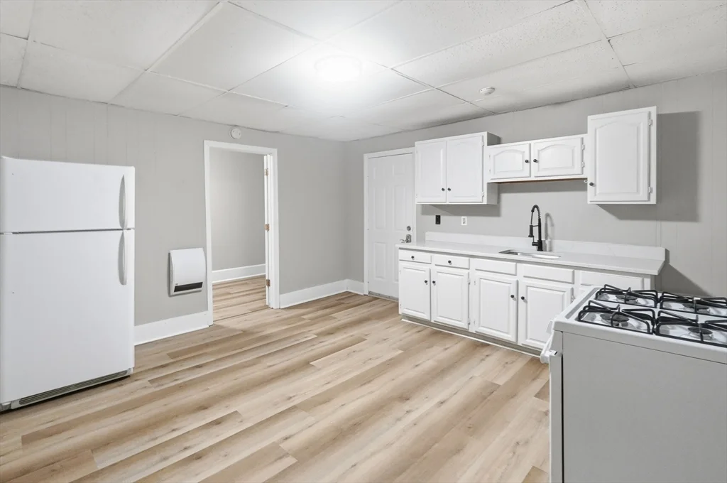 168 Lunenburg St, Fitchburg