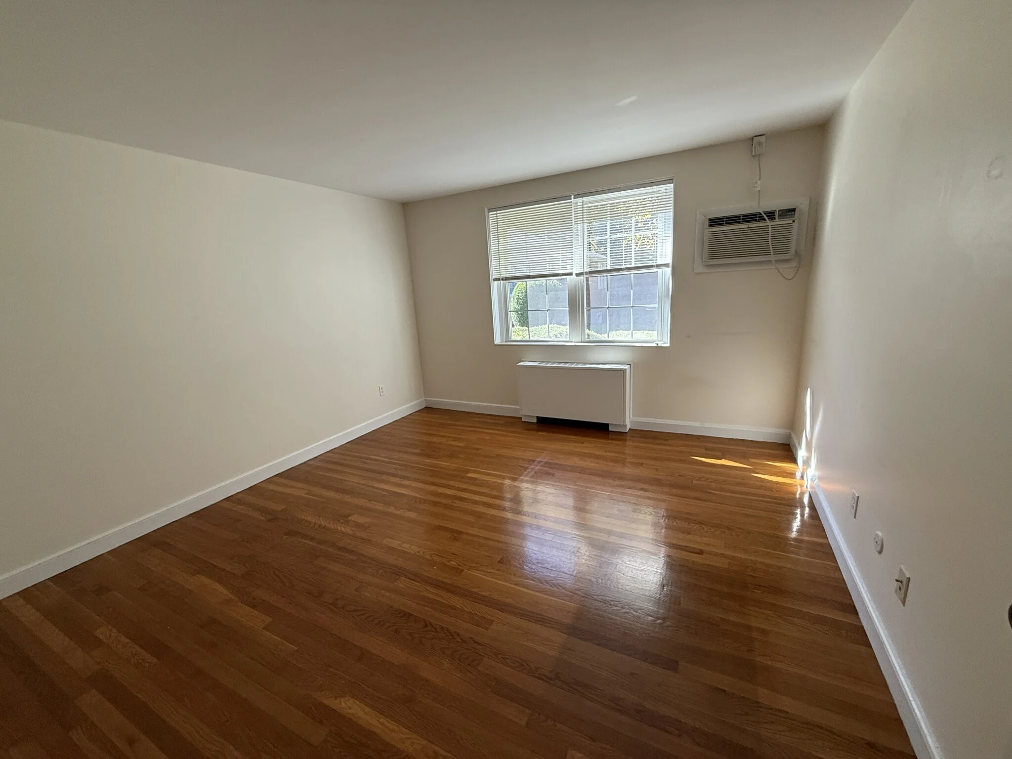 11 Captain Parker Arms, Lexington