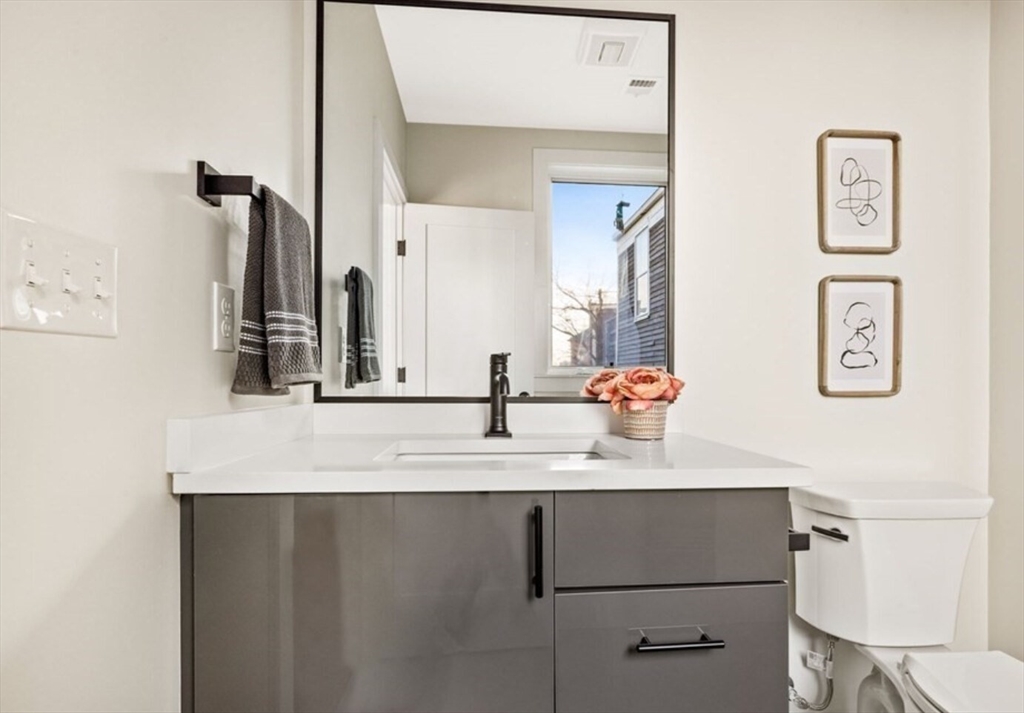 300 Somerville Ave, Ward Two