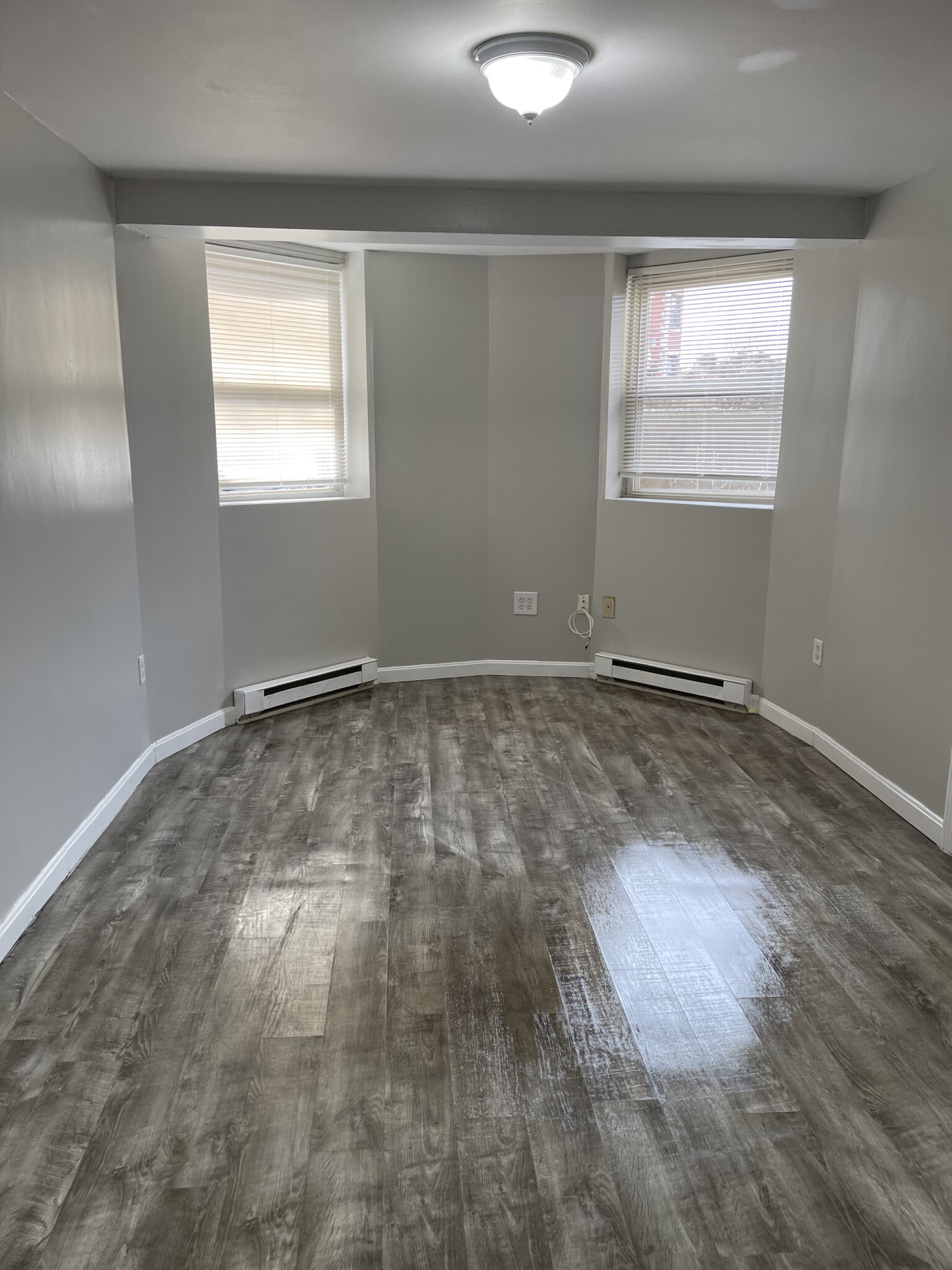 879 Beacon St, Fenway