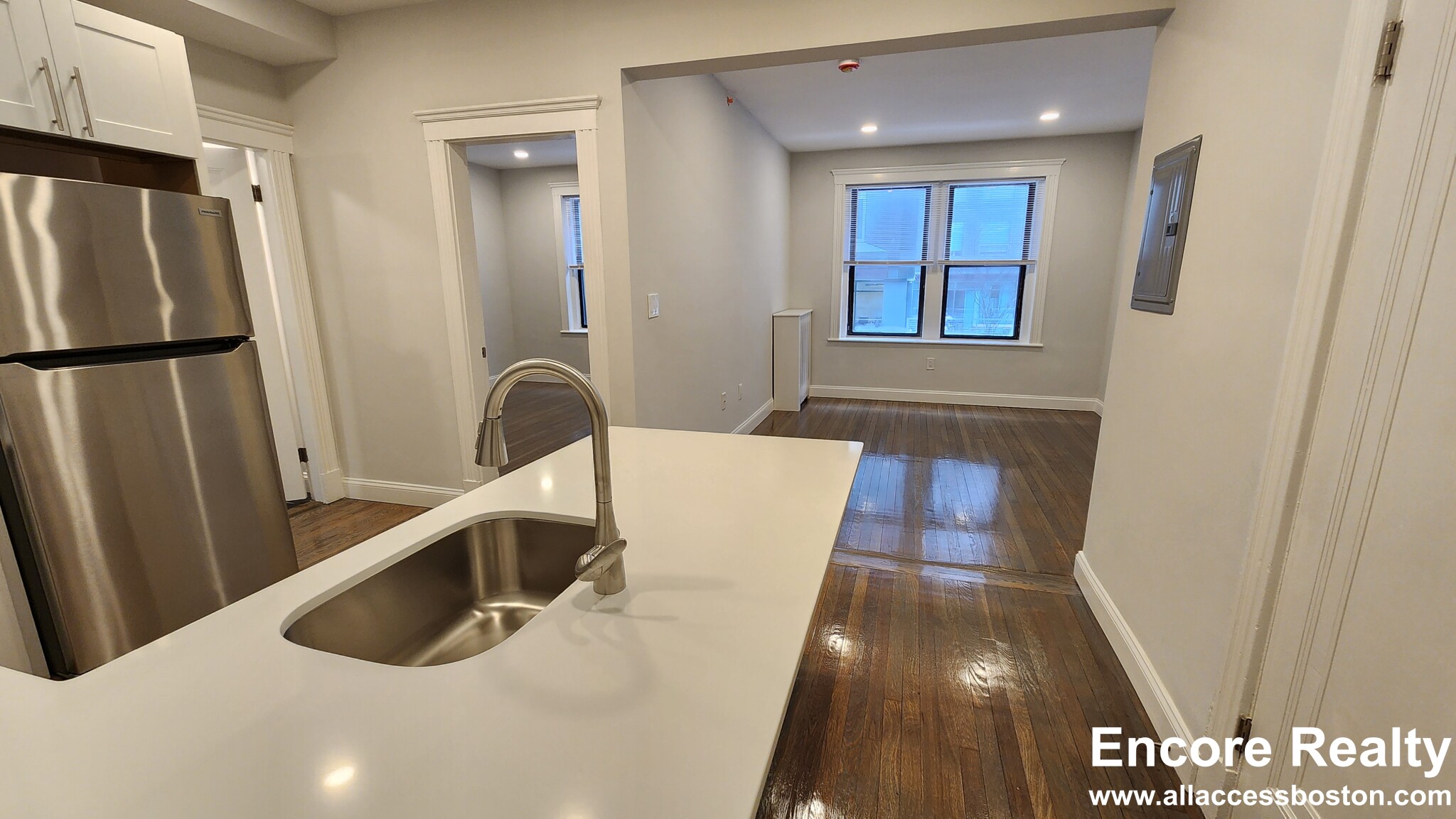 11 Peterborough St, Fenway