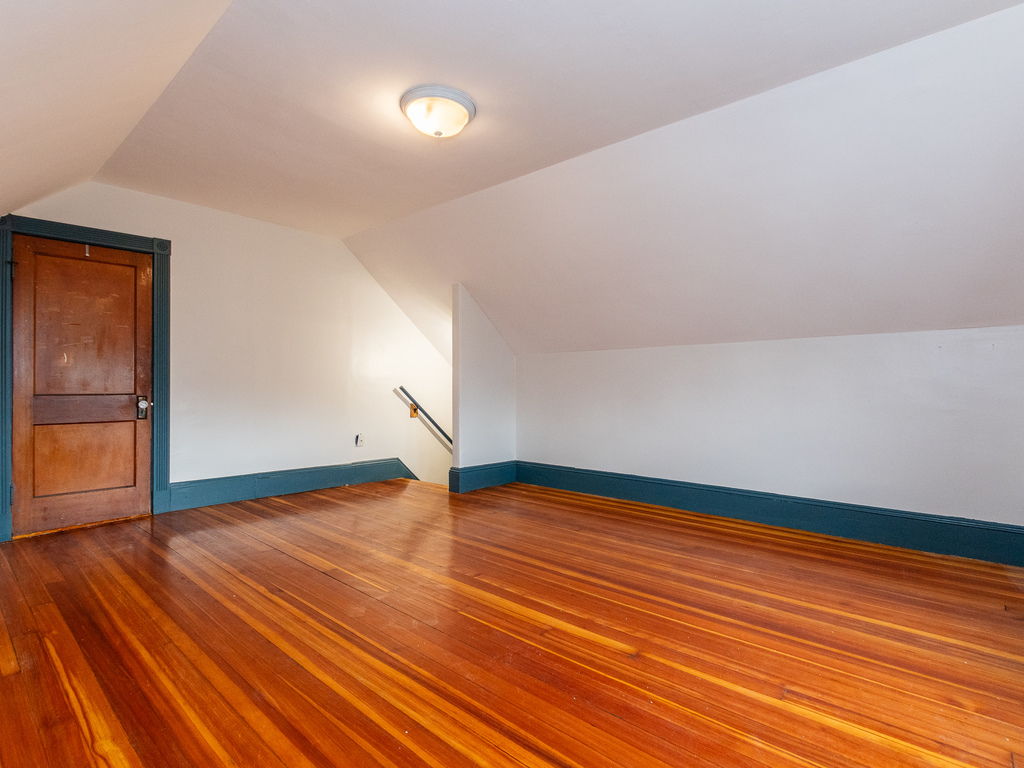 5 bed, 2 bath apartment for rent at 46 Shepton St Unit 2, Dorchester — photo 57 of 64