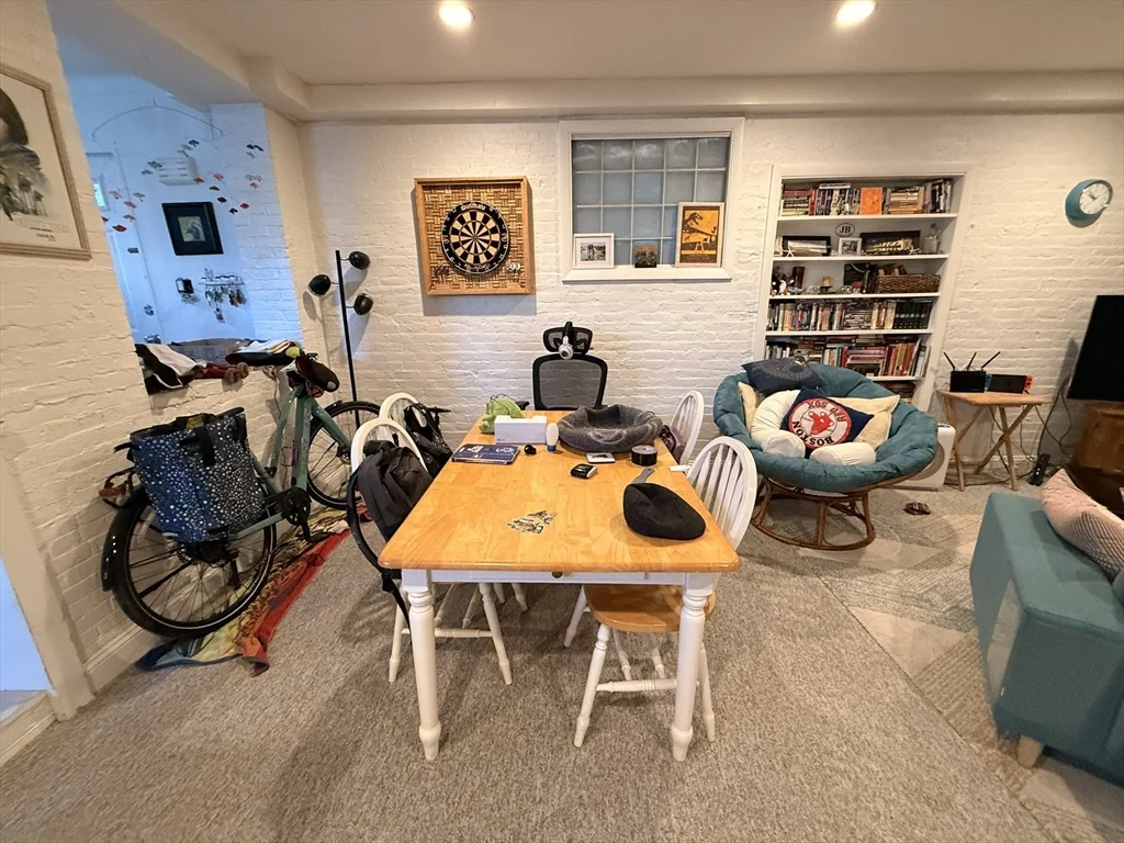 69 Seaverns Ave, Jamaica Plain