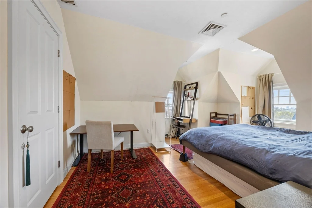2 Benton Rd, Spring Hill