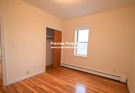 172 North Beacon St, Brighton