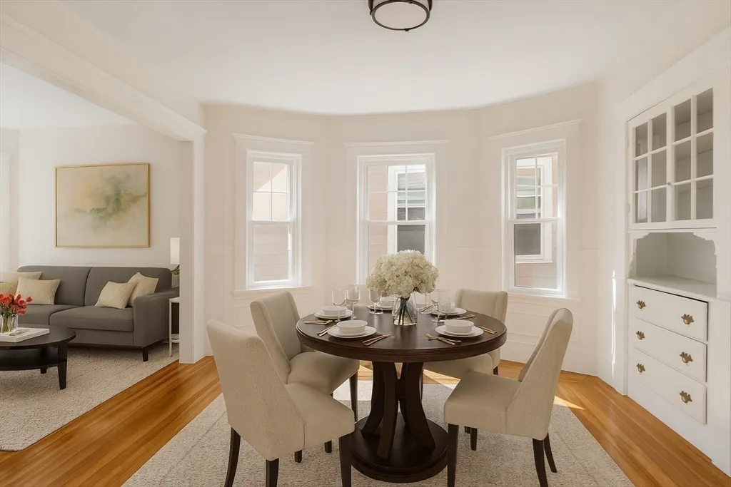 105 Fayerweather St, West Cambridge