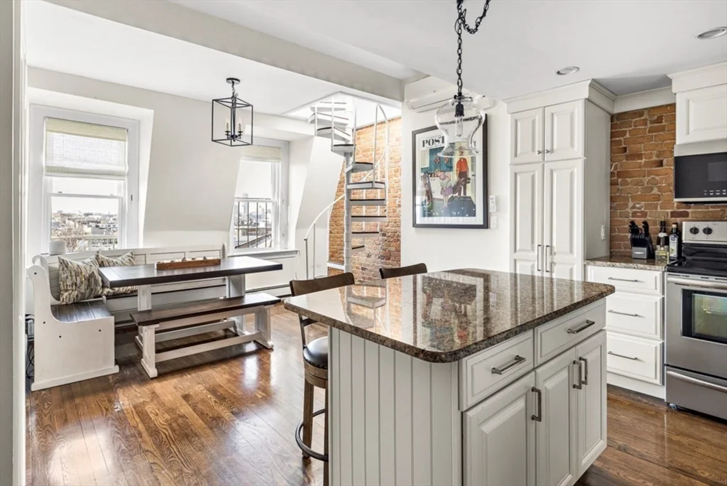 53 M St, South Boston