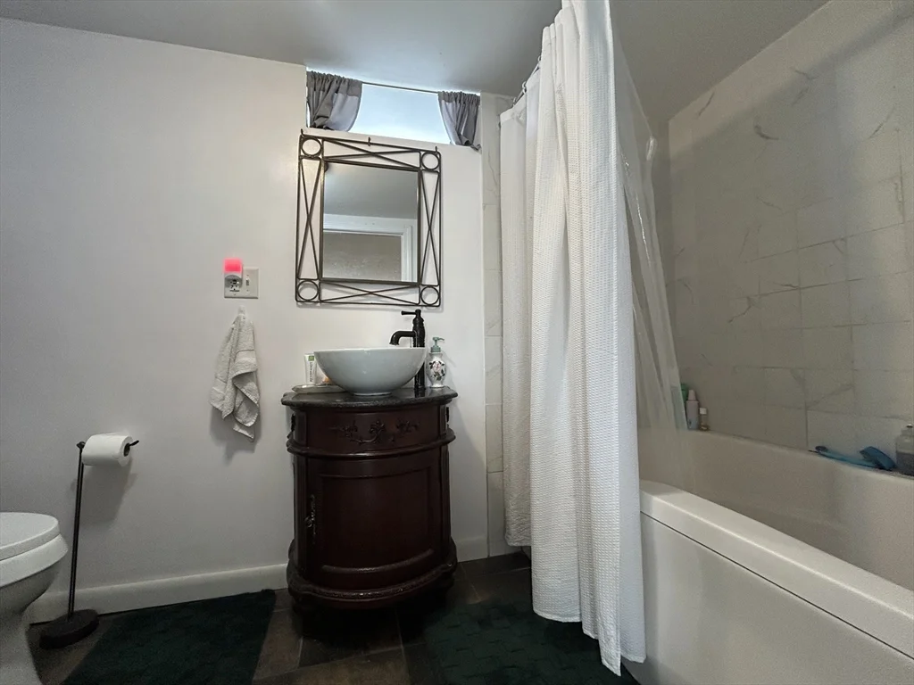 11 Main St, Woburn