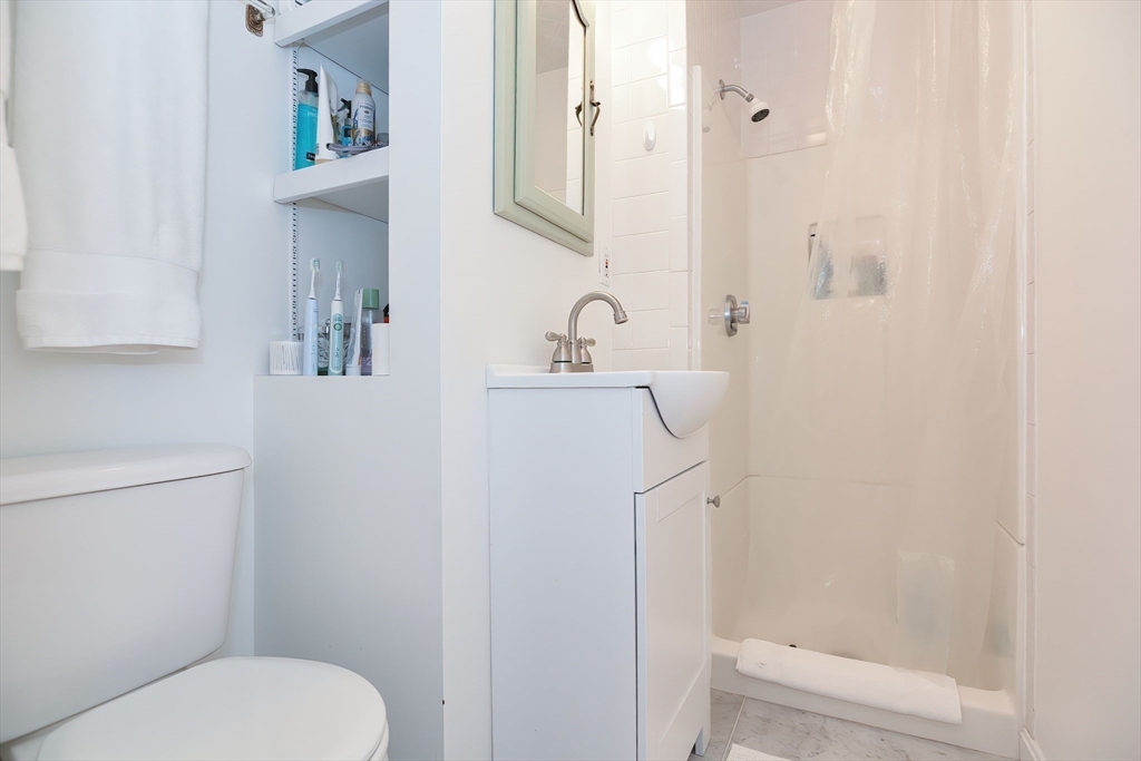 345 Commonwealth Ave, Back Bay