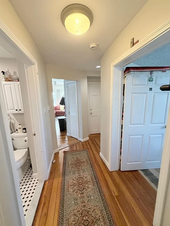 519 Main St, Medford