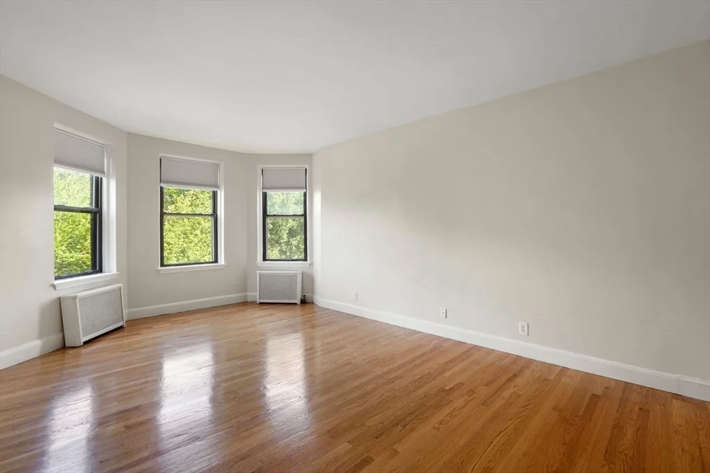 228 Commonwealth Ave, Back Bay