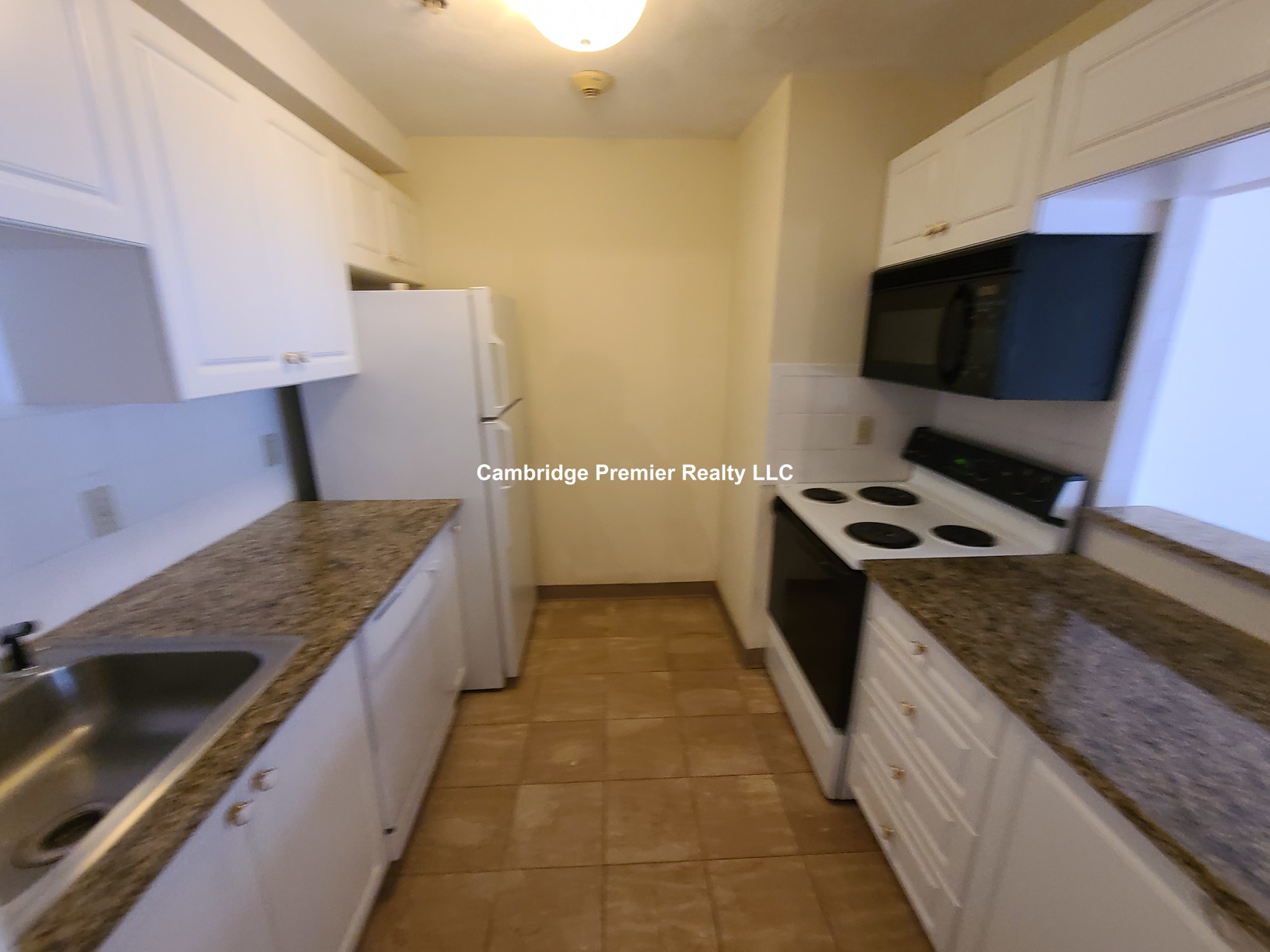 373 Highland Ave, Powder House Square